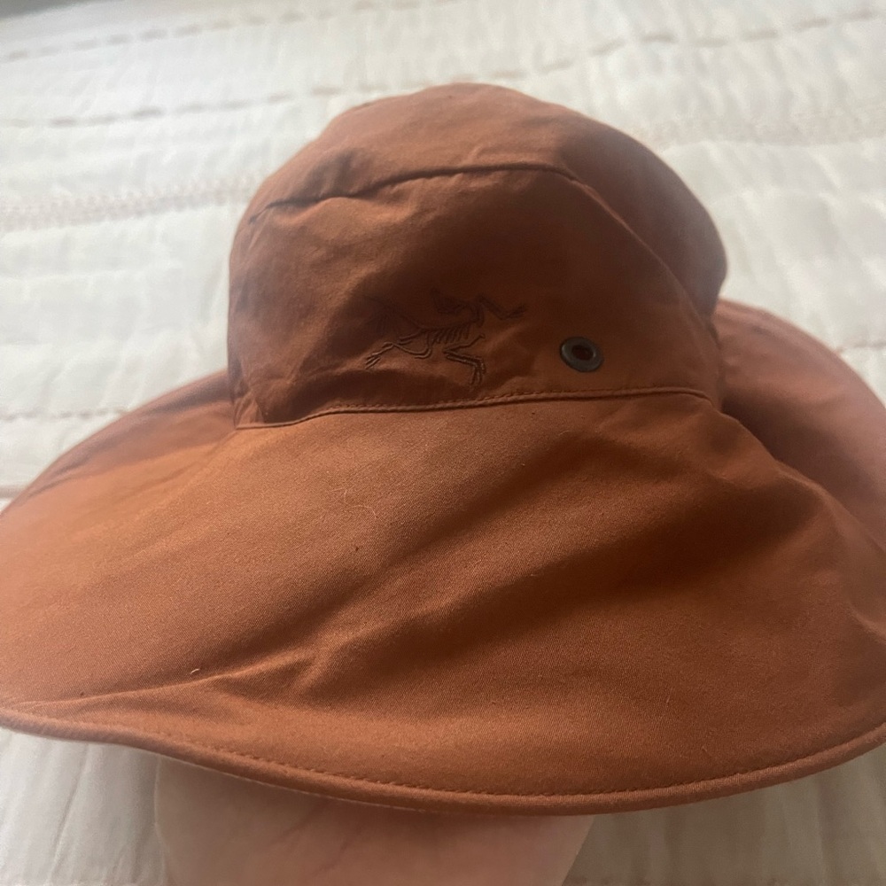 Arc'teryx Women's Rust Brown Wide Brim Sun Hat